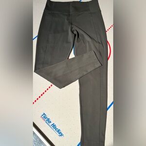 Athleta Delancy street tight peat green size M